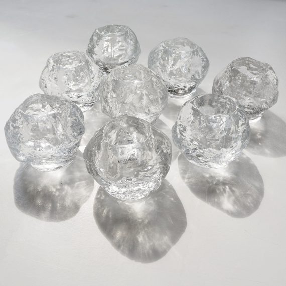 Waxinelichthouders / Candleholders Snowball by Ann Wärff for Kosta Boda Sweden - beschikbaar: 4 stuks van H9cm voor € 30 p/st. ,14 stuks H7cm voor € 22,50 p/st. en 5 stuks H6cm voor € 18 p/st.