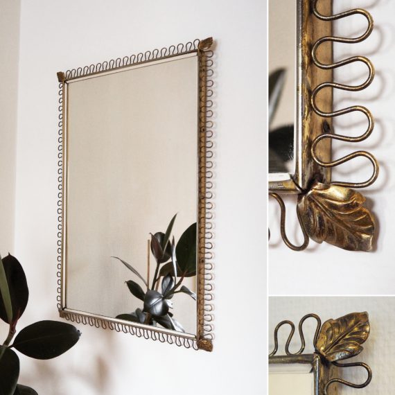 Grote Messing Spiegel / Brass Mirror by Josef Frank for Svenskt Tenn, 50's - Zweeds design - zeer mooie Zeldzame versie met de blaadjes op iedere hoek - in goede vintage staat, de spiegel heeft 2 hele kleine pitjes - 70 jaar oud prachtig patina! - 66x45cm - € 775