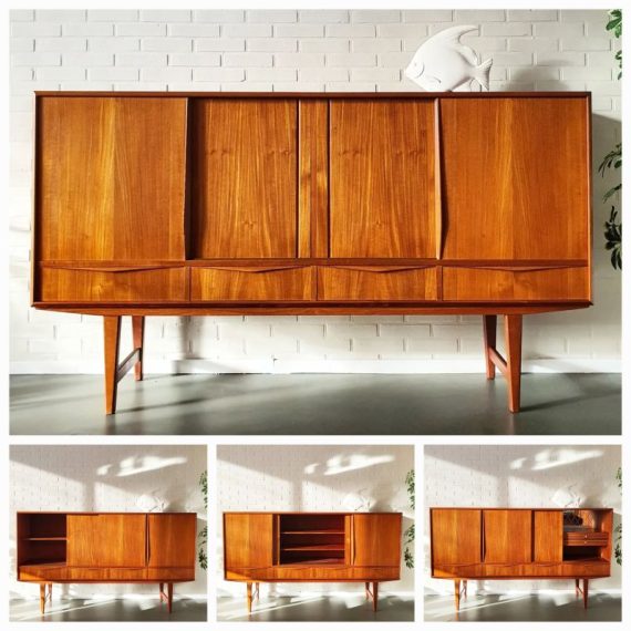Deense Teak Kast / Mid Century Danish design Sideboard by E. W. Bach for Sejling Skabe, 60s - in zeer goede staat, op 1 plek van het blad wat lichte bijgewerkte gebruikssporen - B197xD45xH113cm - prachtige afwerking en binnenruimte - sold
