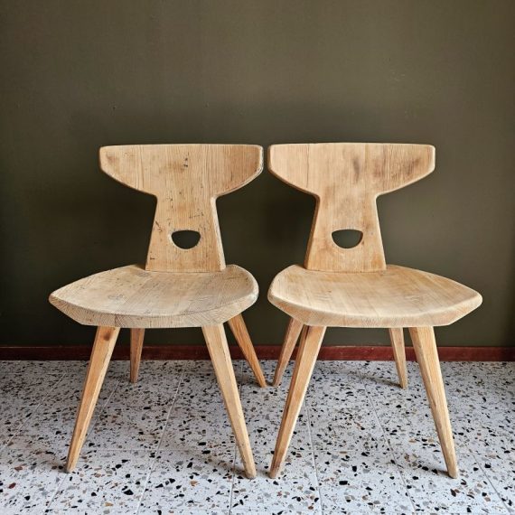Set van 2 Scandinavische Stoelen in massief grenen - Jacob Kielland-Brandt voor I. Christiansen, Denmark - Deens design jaren 60 - gerenoveerd en ontdaan van verf; nu (weer) in onbehandelde staat - Setprijs € 240