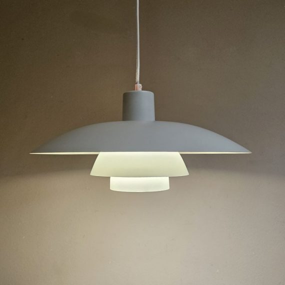 Vintage PH 4/3 Hanglamp, Poul Henningsen voor Louis Poulsen - Ø40cm wit/off white - in goede vintage staat en ophangklaar - € 275